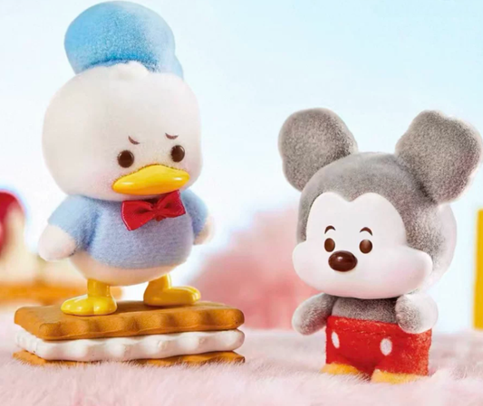 Mickey Family Cha-Cha Series Keychain