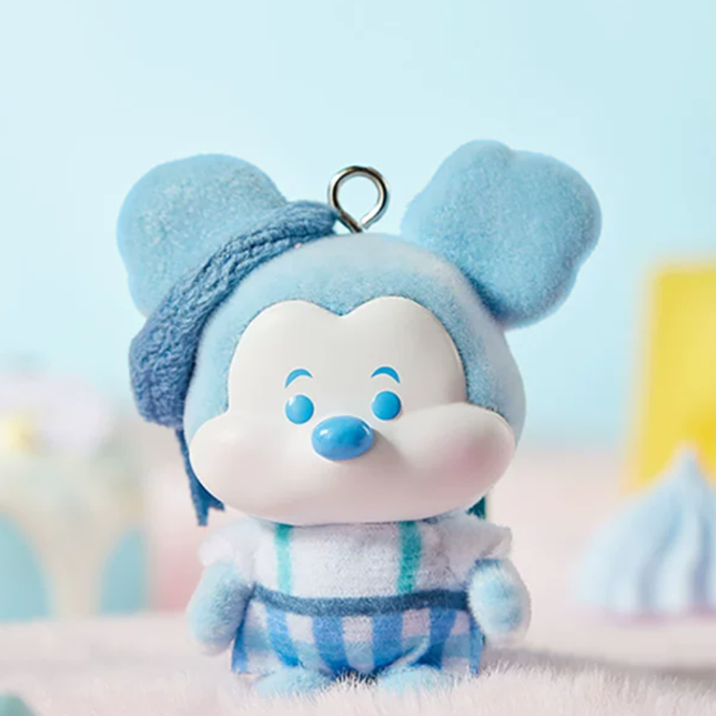 Mickey Family Cha-Cha Series Keychain